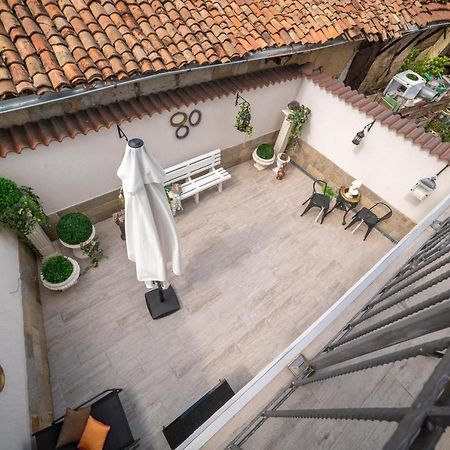 The Gallery Guest House - Garden And Garage Veliko Tárnovo Exterior foto